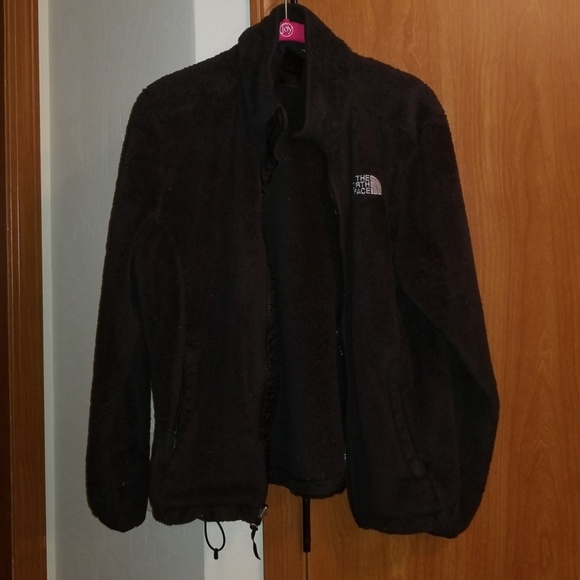The North Face Jackets & Blazers - 💞3/$25💞Black North Face Jacket